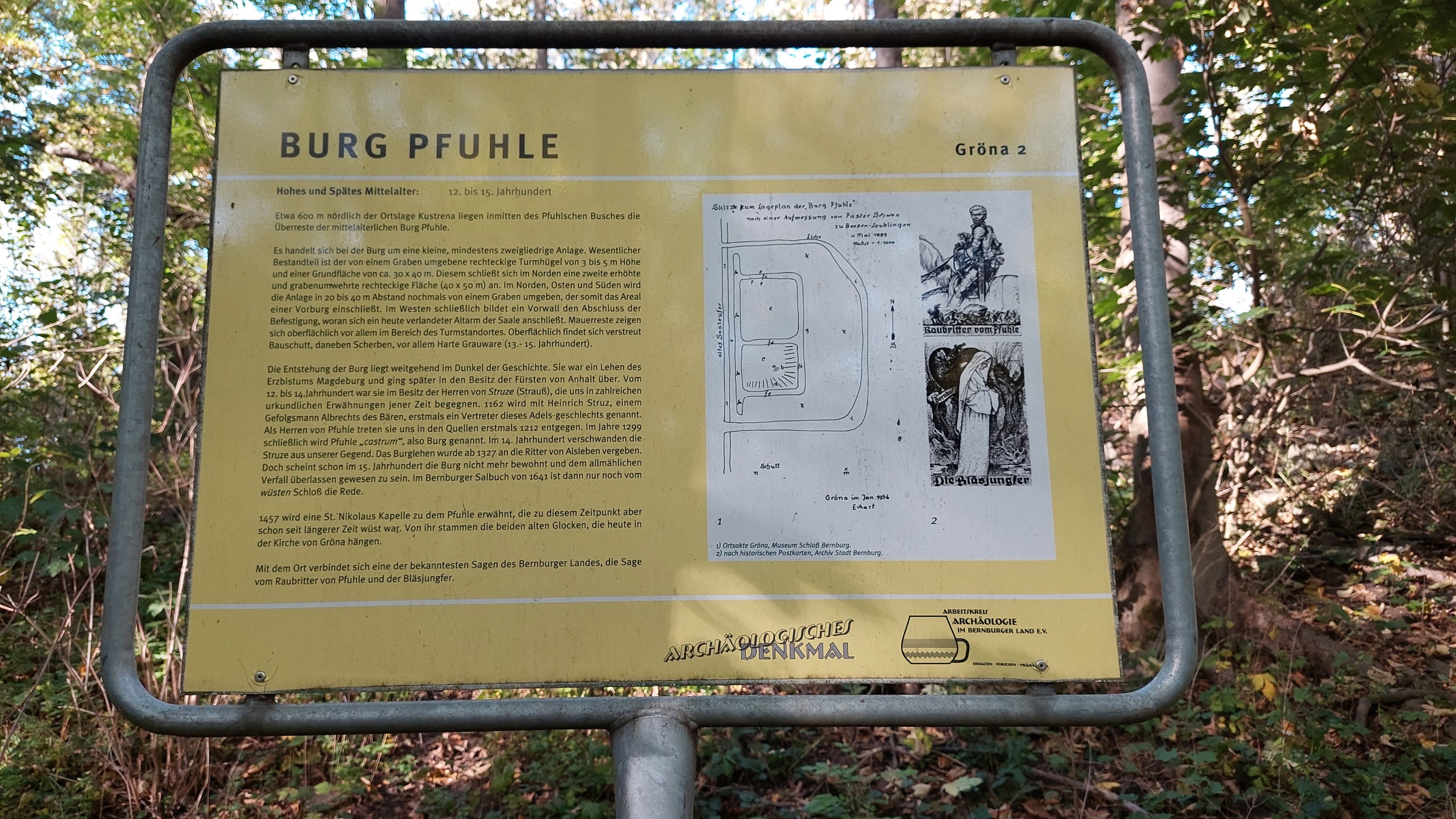 info sign Burg Pfuhle